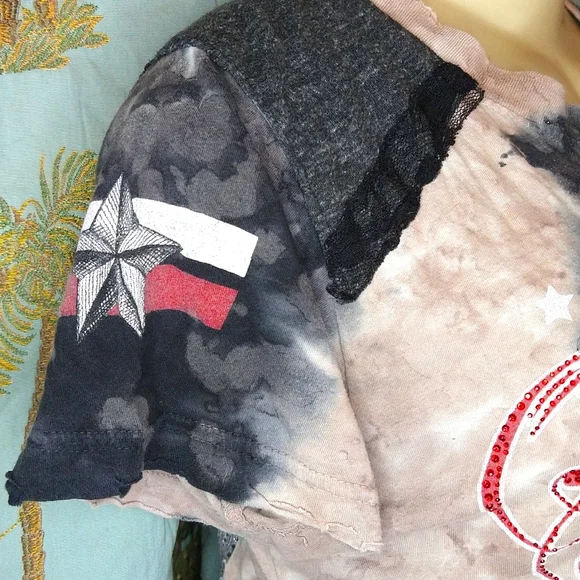 Medium Sinful by Affliction shirt - Picture 7 of 8